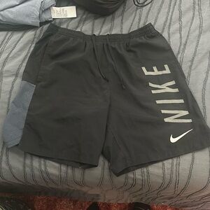 EUC Nike Dri fit men’s shorts medium black